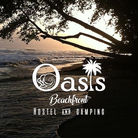 Oasis Vandrehjem Puerto Viejo de Talamanca Eksteriør billede